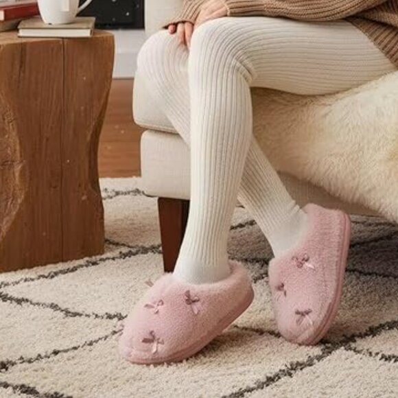 Fuzzy Pink Slippers - Picture 1 of 8
